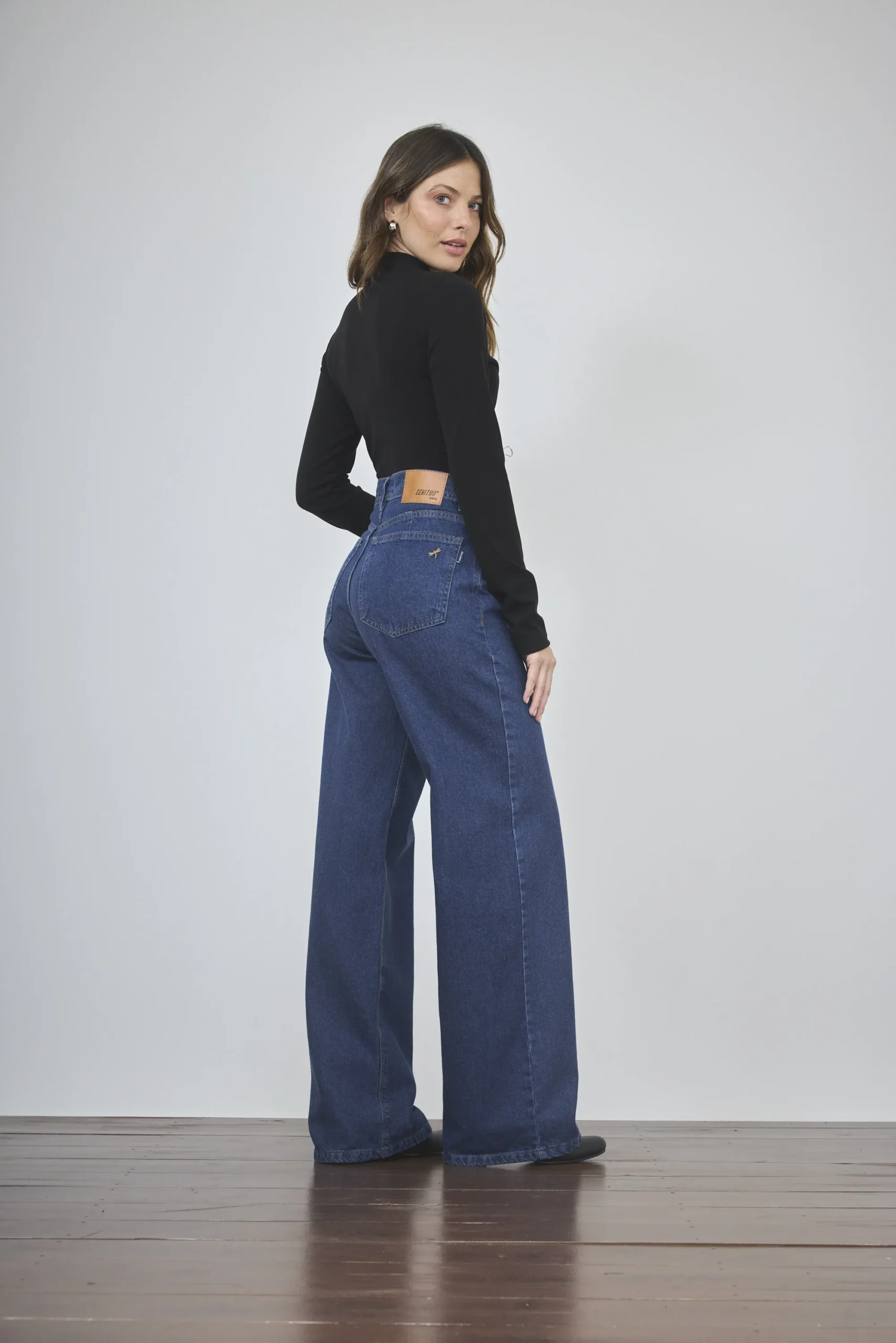Alternative view of ART. 897 | WIDE LEG CLASICO AZUL RIGIDO
