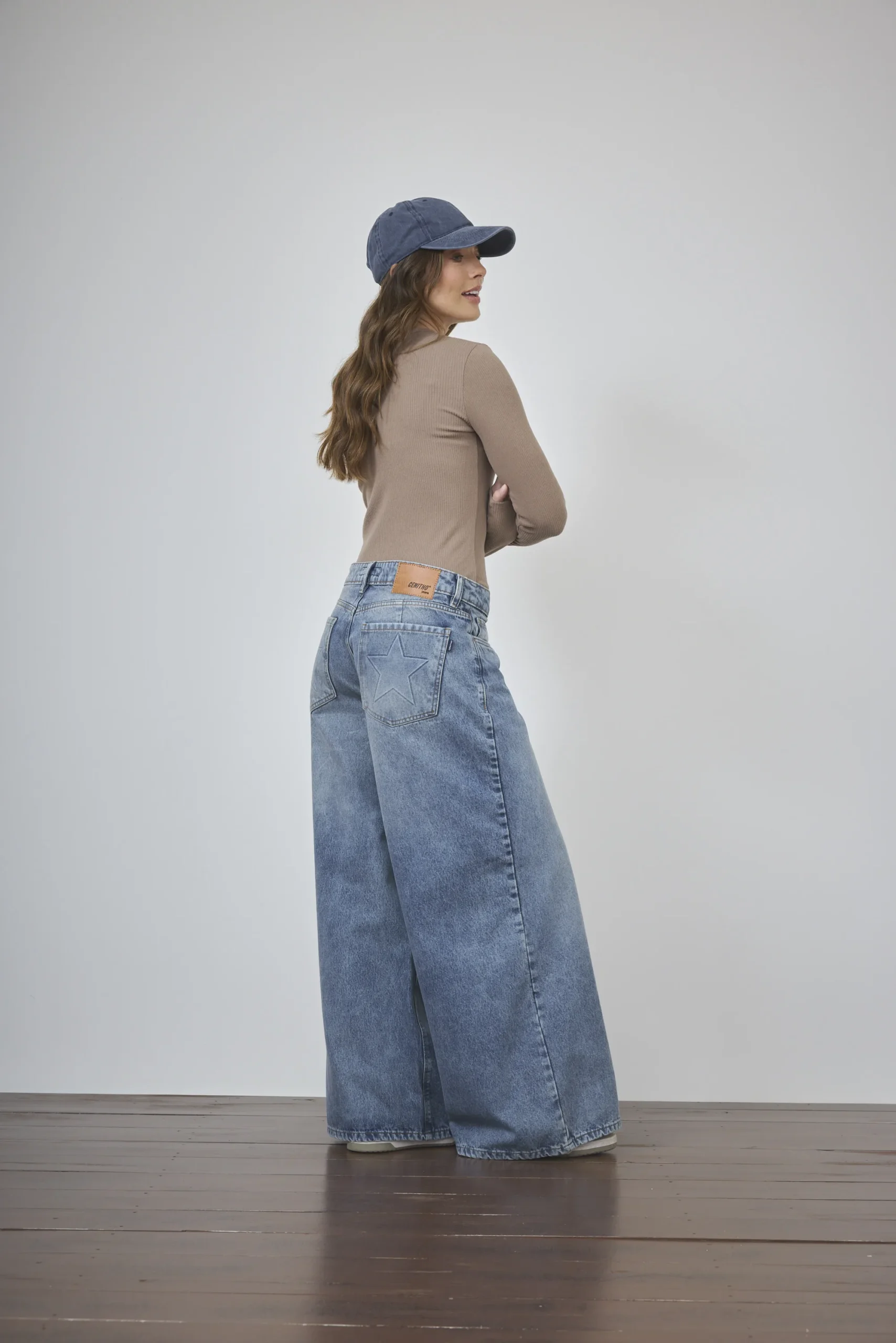 Alternative view of ART. 500 | MAXI BAGGY STONE BOLSIILO STAR RIGIDO